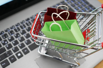 Yılın en hareketli dönemi başladı! Vatandaşlara dolandırıcılık uyarısı