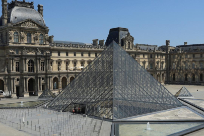 Tüm dünya şokta: Louvre Müzesi'ni soyan o YouTuber çıktı!
