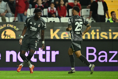 Beşiktaş, Antalyaspor'u farklı mağlup etti