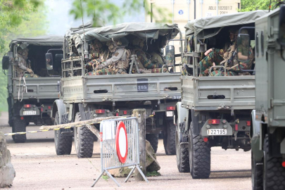 Belçika'da 17 yaşındaki gençler gönüllü askerliğe çağrıldı