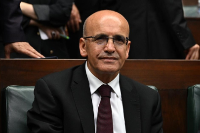 Bakan Şimşek: Cari dengenin temellerini sağlamlaştıracağız