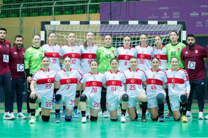 A Milli Kadın Hentbol Takımı yarı finalde!