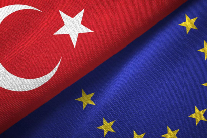 AB Komisyonu Başkanı: Değişen dünyada birçok açıdan Türkiye'ye ihtiyacımız olduğu açık