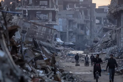 Katil İsrail ateşkes dinlemiyor! Okula bombalı saldırı