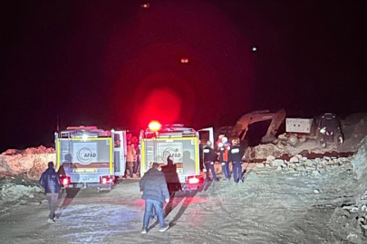 Sivas'ta maden ocağında göçük: Şantiye müdürü toprak altında kaldı