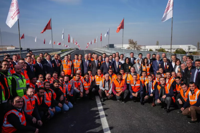 Bakanlıktan kent trafiğini rahatlatacak adım! Dev projede ilk kazma vuruldu