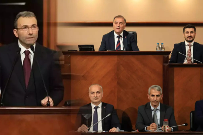 İmamoğlu gerçekleri mikrofon kapattırdı! İBB Başkanvekilinden skandal hareket