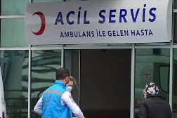 Gıda zehirlenmesi şüphesi: 1 ölü, 2 çocuk kritik