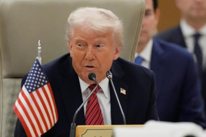 Trump yönetimi 19 ülkeden gelen Green Card sahiplerini yeniden inceleyecek