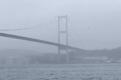 İstanbul Boğazı'nda gemi trafiği askıya alındı