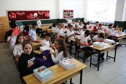 MEB'den akran zorbalığına karşı yeni hamle! Okula başlama yaşı değişiyor mu?
