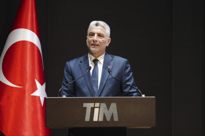 Bakan Bolat: 2030'da 500 milyar dolar ihracata ulaşmak elimizde