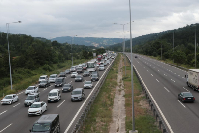 Motorlu taşıtlar 2024’te 383 milyar kilometre yol yaptı