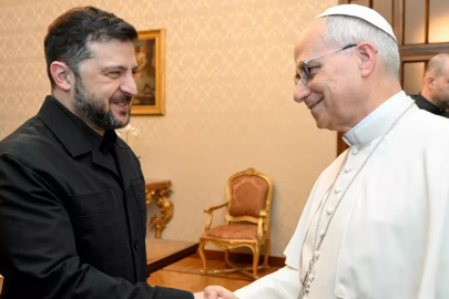 Papa 14. Leo, Ukrayna Devlet Başkanı Zelenski ile görüştü