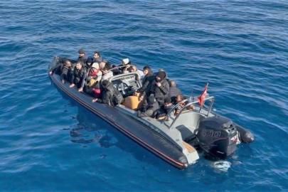 İzmir'de 21 düzensiz göçmen yakalandı