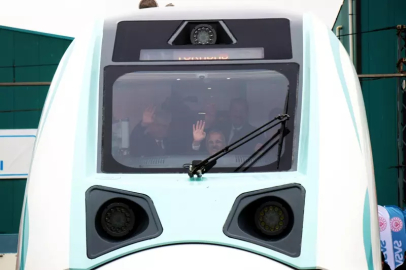 Konya-İstanbul YHT hattına yolcu akını: 11 yılda 13 milyon yolcuya hizmet verildi