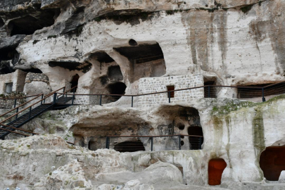 Batman Hasankeyf’te restore edilen 10 mağara turizme açıldı