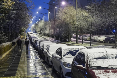 Ankara'nın yüksek kesimlerinde kar yağışı etkili oldu