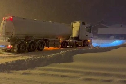 Bolu Dağı'nda D-100 kara yolunun İstanbul yönü ağır tonajlı araç trafiğine kapatıldı