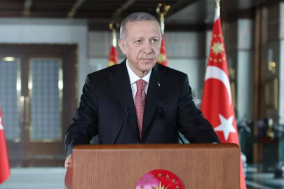 Cumhurbaşkanı Erdoğan'dan yeni yıl mesajı: Türkiye kutlu yolculuğunu güvenle sürdürüyor