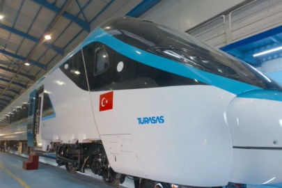 Milli elektrikli hızlı tren seti 2026’da raylara inmeye hazırlanıyor
