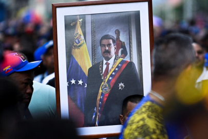 Venezuela'da başkanlık sarayı çevresinde silah sesleri duyuldu