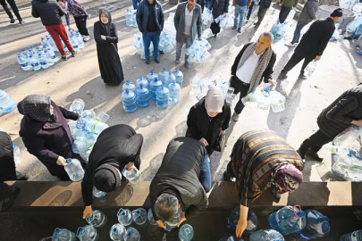 Vatandaşa eziyete garip savunma! ABB: Kar erimedi su yok!