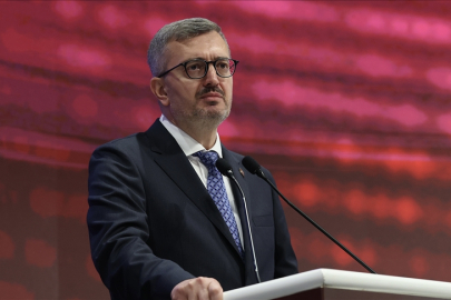 İletişim Başkanı Duran'dan yapay zeka uyarısı... ''Gazetecilikte asla özne olmamalı''