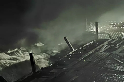 Şiddetli fırtına faciaya neden oldu: Ölü ve yaralılar var