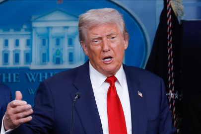 ABD Başkanı Trump: İran'a müdahaleye hazırız!