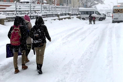 İstanbul ve bazı illerde eğitime hava koşulları arası