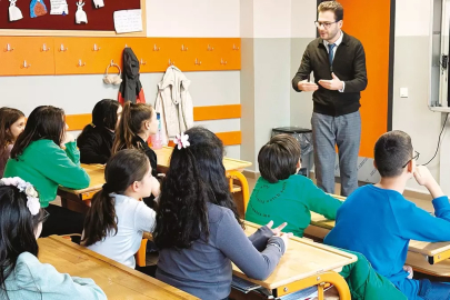 İstanbul'da 25 ilçede pilot uygulama! Akran zorbalığına karşı nezaket sınıfı