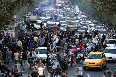 Kanada'dan İran uyarısı: Vatandaşlarına ''ülkeyi terk edin'' çağrısı