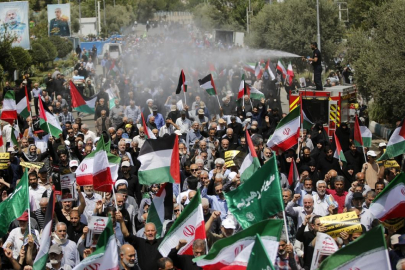 İran'daki gösterilerde 3 bin 90 kişi hayatını kaybetti