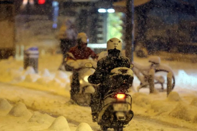 İstanbul Valiliği'nden ağır taşıtlar ve kuryelere ilişkin açıklama