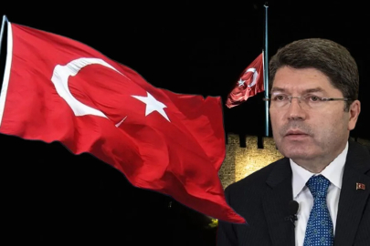 Sınırda Türk bayrağına alçak saldırı! Bakan Tunç: 35 kişi tutuklandı