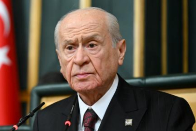 MHP Genel Başkanı Bahçeli: Türk bayrağı bağımsızlığımızın timsalidir
