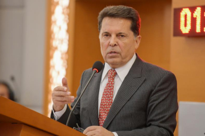 Kent uzlaşısı davasında karar çıktı... Ahmet Özer'e 6 yıl 3 ay hapis cezası