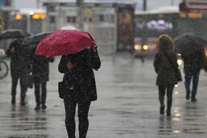 9 il için "sarı" uyarı: Sağanak ve fırtınaya dikkat