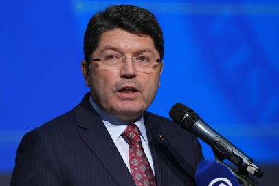 Adalet Bakanı Tunç ring aracı kazasına ilişkin bilgi verdi