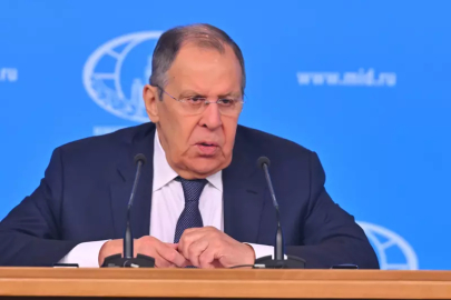Lavrov'dan tarihi çıkış: Çöküşü sadece Türkler durdurabilir