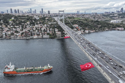 İstanbul Boğazı'ndan geçen yıl 40 bin 172 gemi geçti