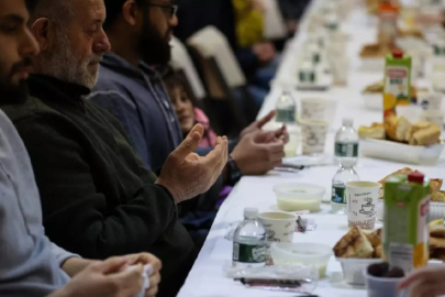 Kapı kapı gönül köprüsü! AK Parti'den 81 ile Ramazan çıkarması