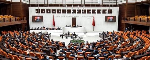 Trafikte yeni dönem! TBMM’de kabul edildi