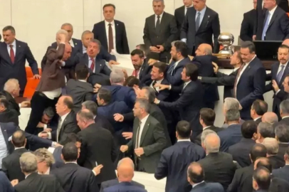 CHP ikiyüzlülüğü! Kürsüde yumruk, arka kapıda ''börekli'' ziyaret