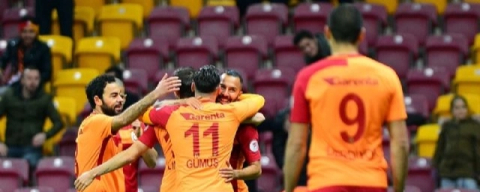 Galatasaraydan Eyüpspor karşısında farklı galibiyet