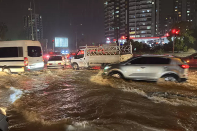 Meteoroloji uyarmıştı: Türkiye sele teslim... Yılların emeği 1 saatte yok oldu