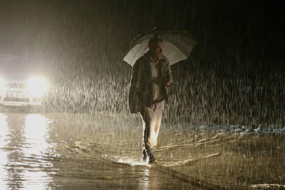 Muğla'nın Seydikemer ilçesindeki su baskını nedeniyle bazı evler tahliye edildi