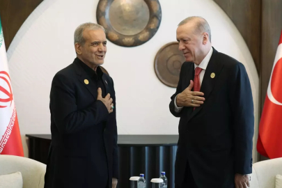 Pezeşkiyan'dan Türkiye övgüsü: Cumhurbaşkanı Erdoğan'ın girişimi takdire şayan