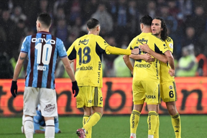 Trabzon'da gol düellosu: Fenerbahçe yıldız golcüleri ile kazandı! 3-2